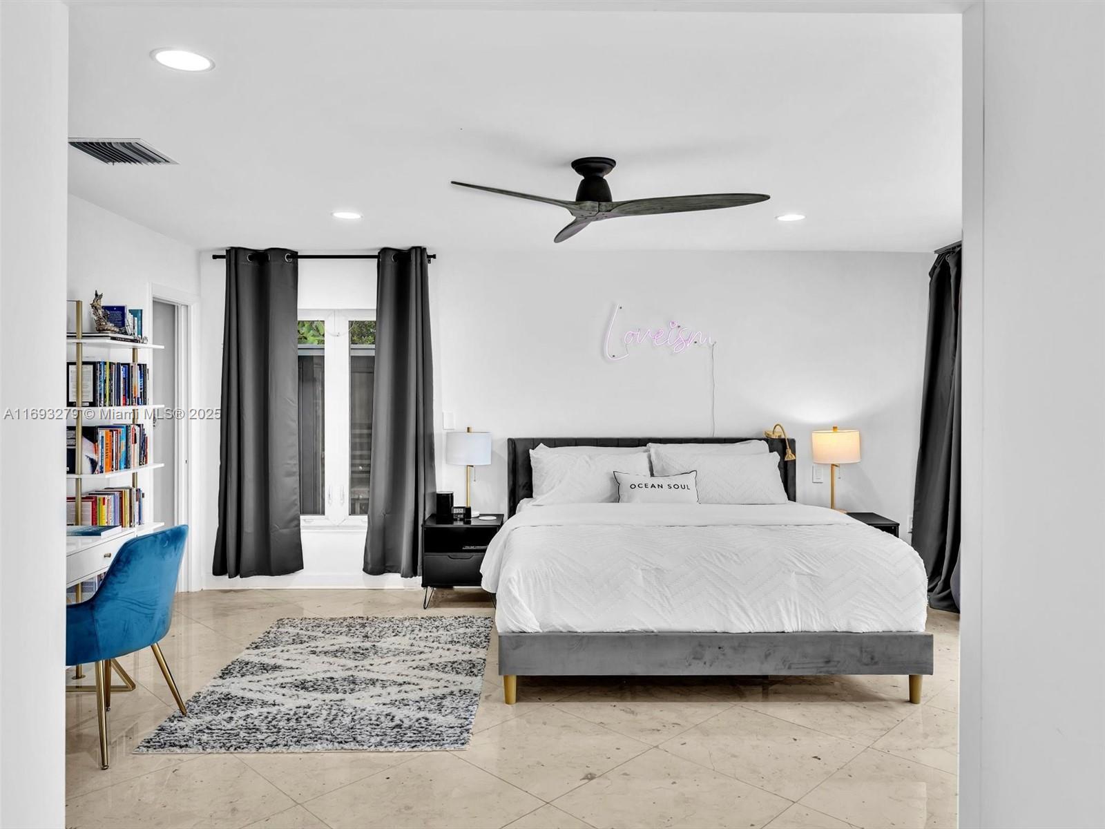 BAY CREST SEC 3 - Residential