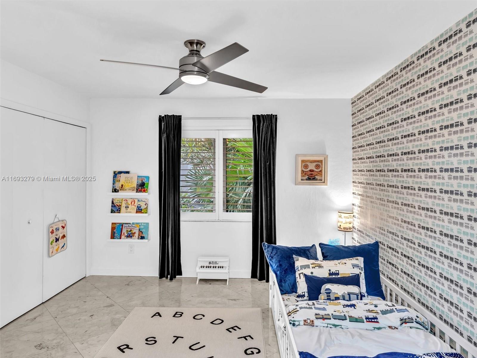 BAY CREST SEC 3 - Residential