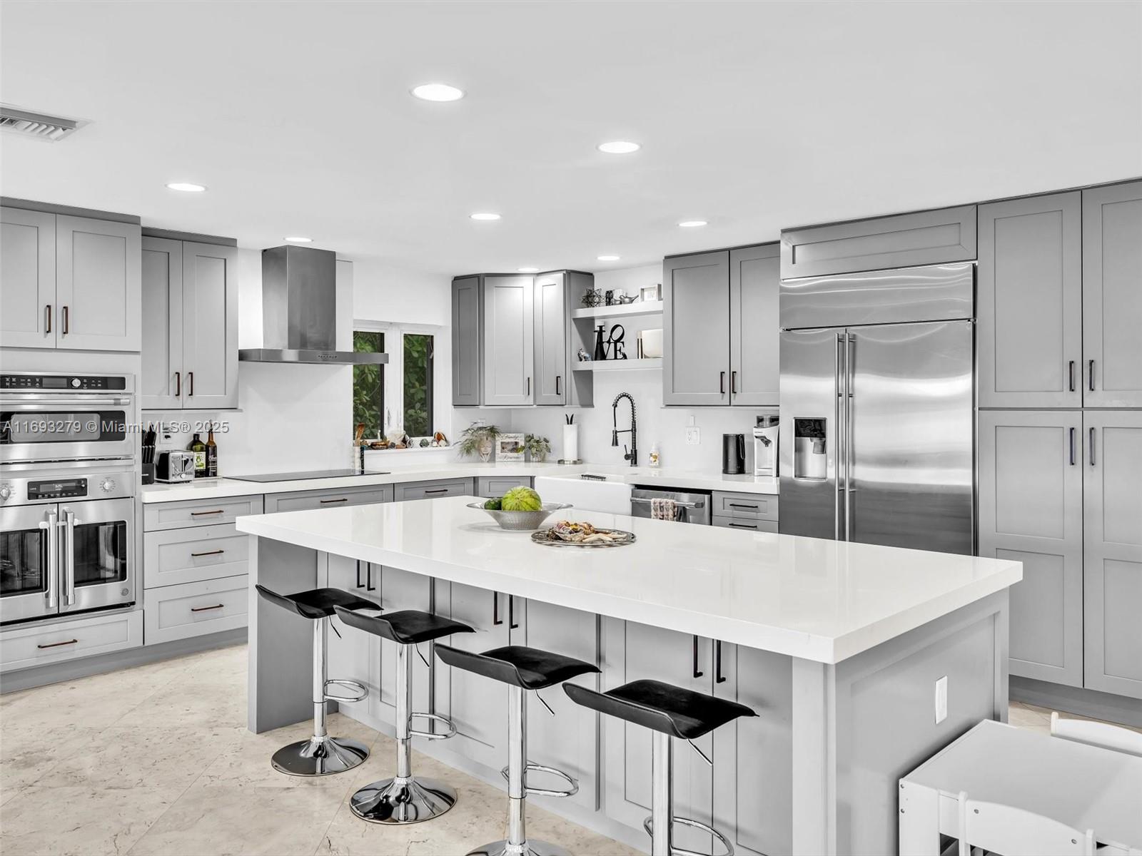 BAY CREST SEC 3 - Residential