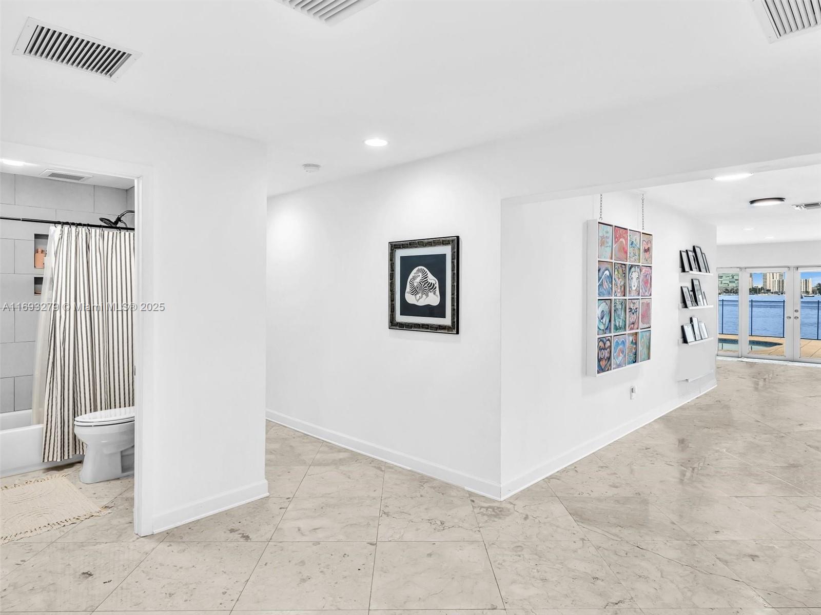 BAY CREST SEC 3 - Residential