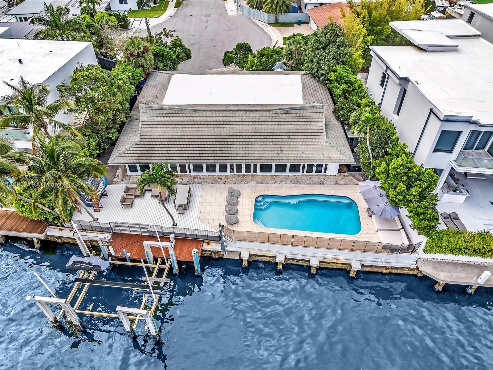 BAY CREST SEC 3 - Residential