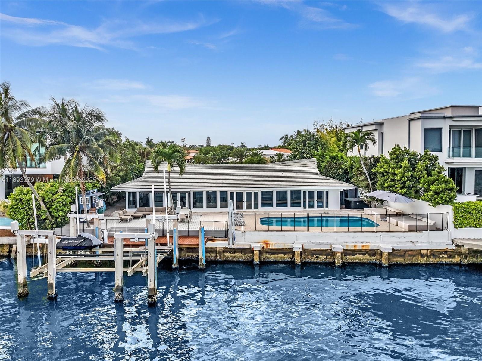 BAY CREST SEC 3 - Residential