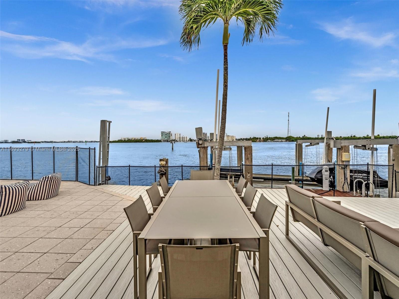 BAY CREST SEC 3 - Residential