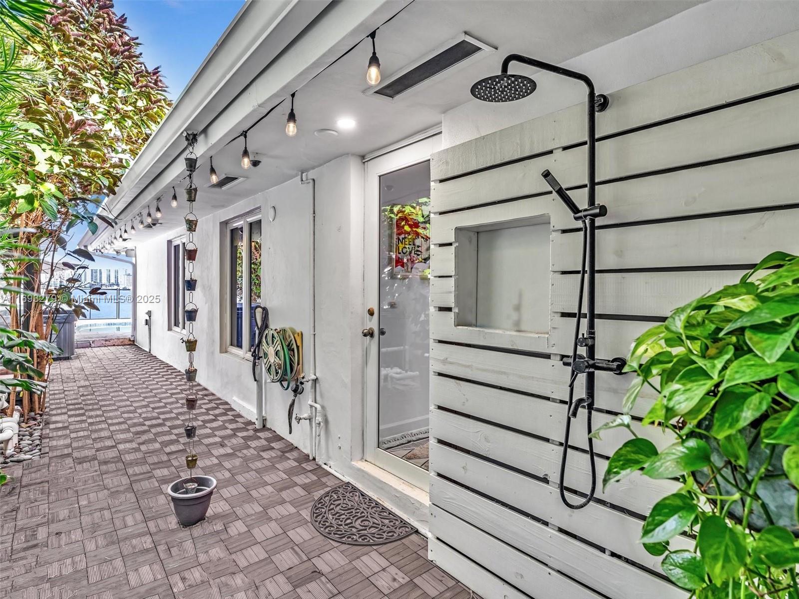 BAY CREST SEC 3 - Residential