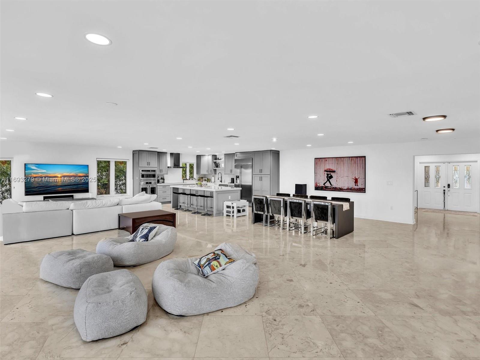 BAY CREST SEC 3 - Residential