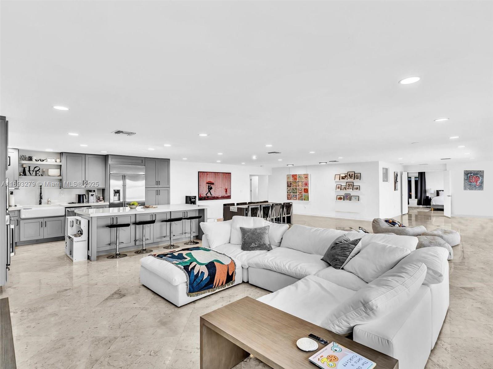 BAY CREST SEC 3 - Residential