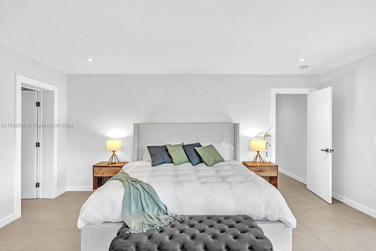 GOLDEN ISLES SEC - Residential