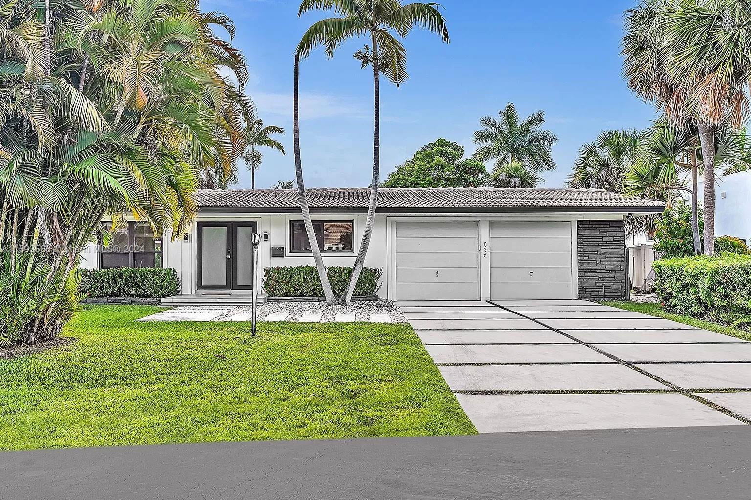 536 Hibiscus Dr