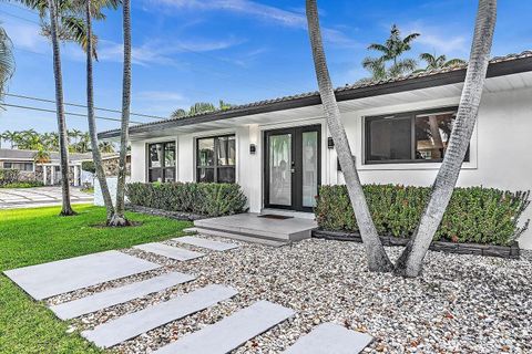 536 Hibiscus Dr Hallandale Beach FL 33009