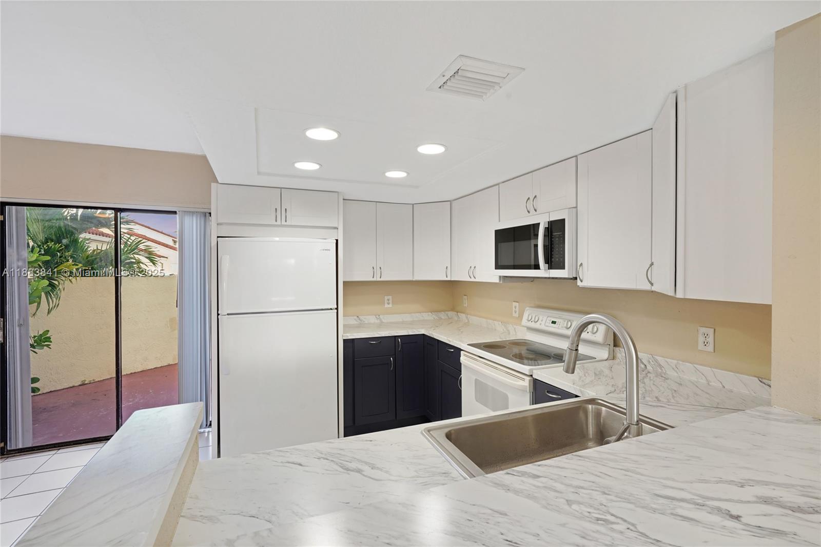 SAN REMO - Residential Lease