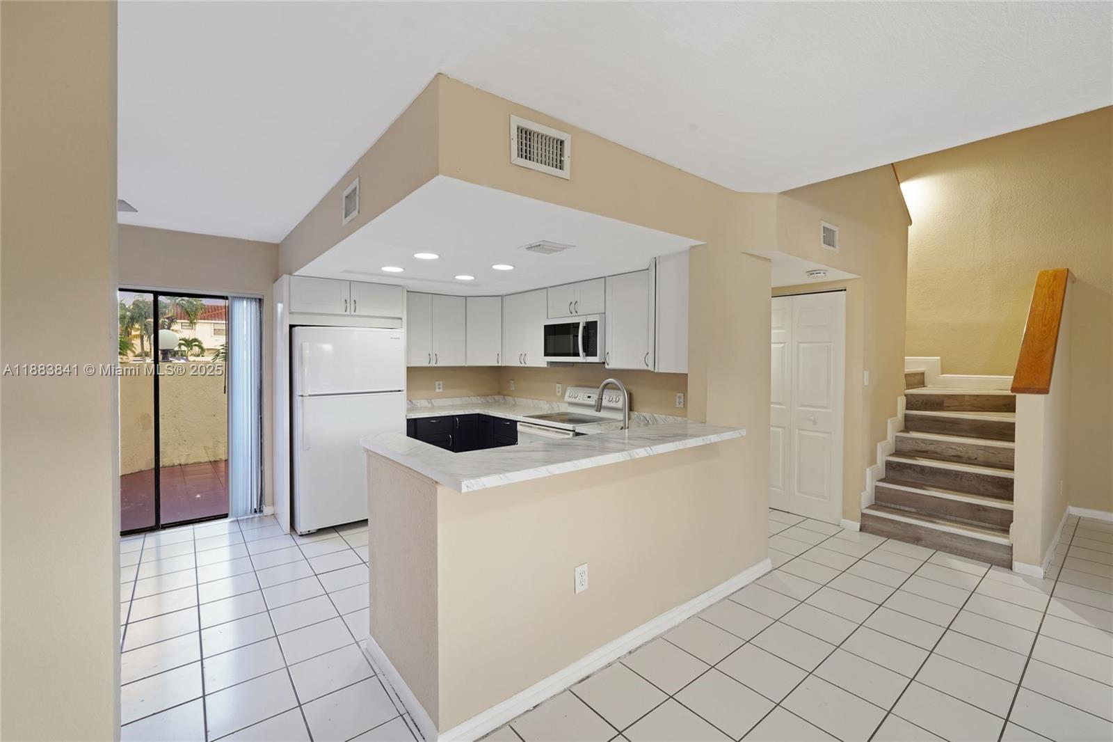 SAN REMO - Residential Lease