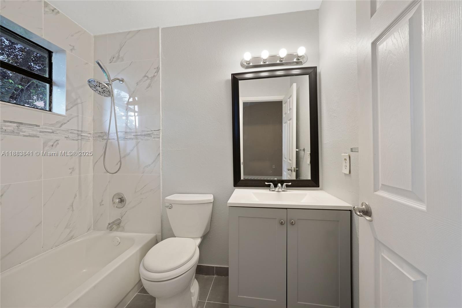SAN REMO - Residential Lease