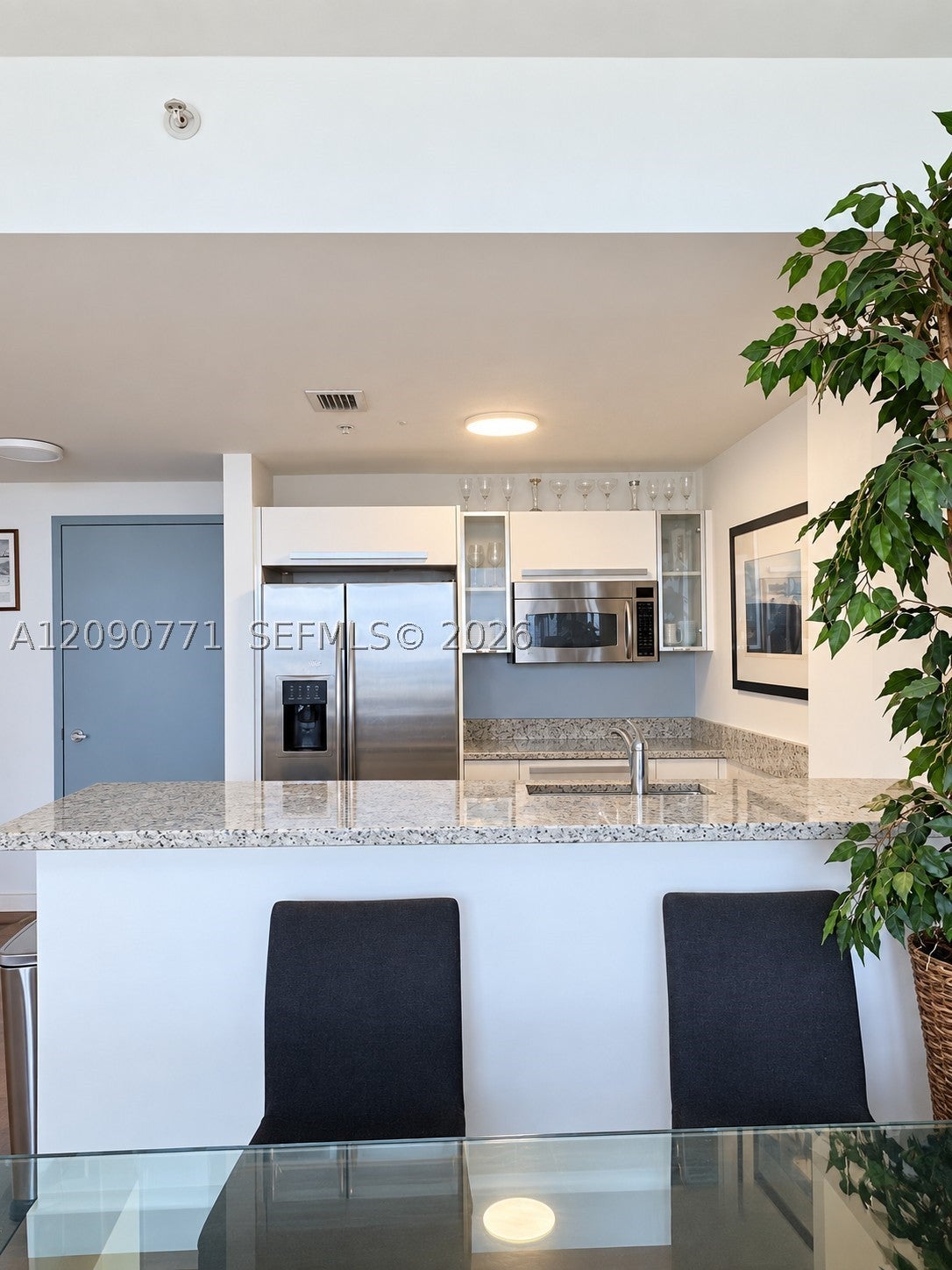 601 NE 36th St 3105