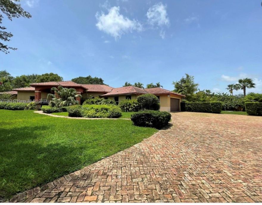 Fall in love with this stunning home, located in the heart of Palmetto Bay, this beautiful house offers plenty of indoor space, including the perfect combination of a huge bath tub in master bathroom and shower!! Freshly Painted!
In addition this oversized lot welcomes you with a beautiful pool, outdoor tiki, Tennis Court and amenities to enjoy your daily life in Miami!
Do not miss this opportunity and schedule your showing!
We also have a preferred lender in case your client needs help on getting qualified for this property and are offering $10,000 Contribution to your client from lender.