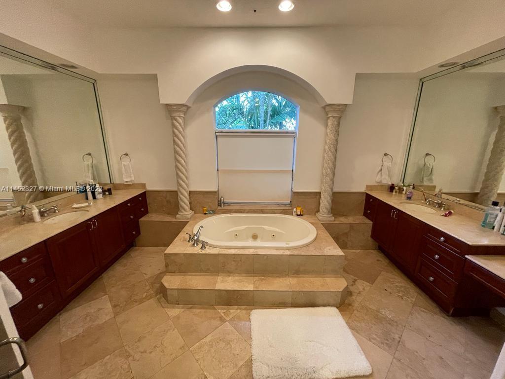 OLD CUTLER ESTATES SEC 2 - Residential