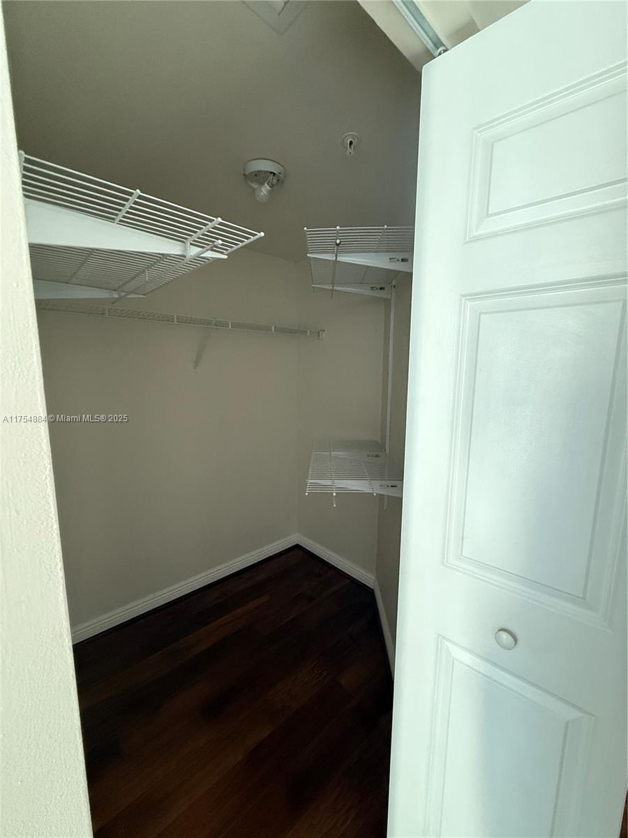 DUO CONDOMINIUM WEST - Residential