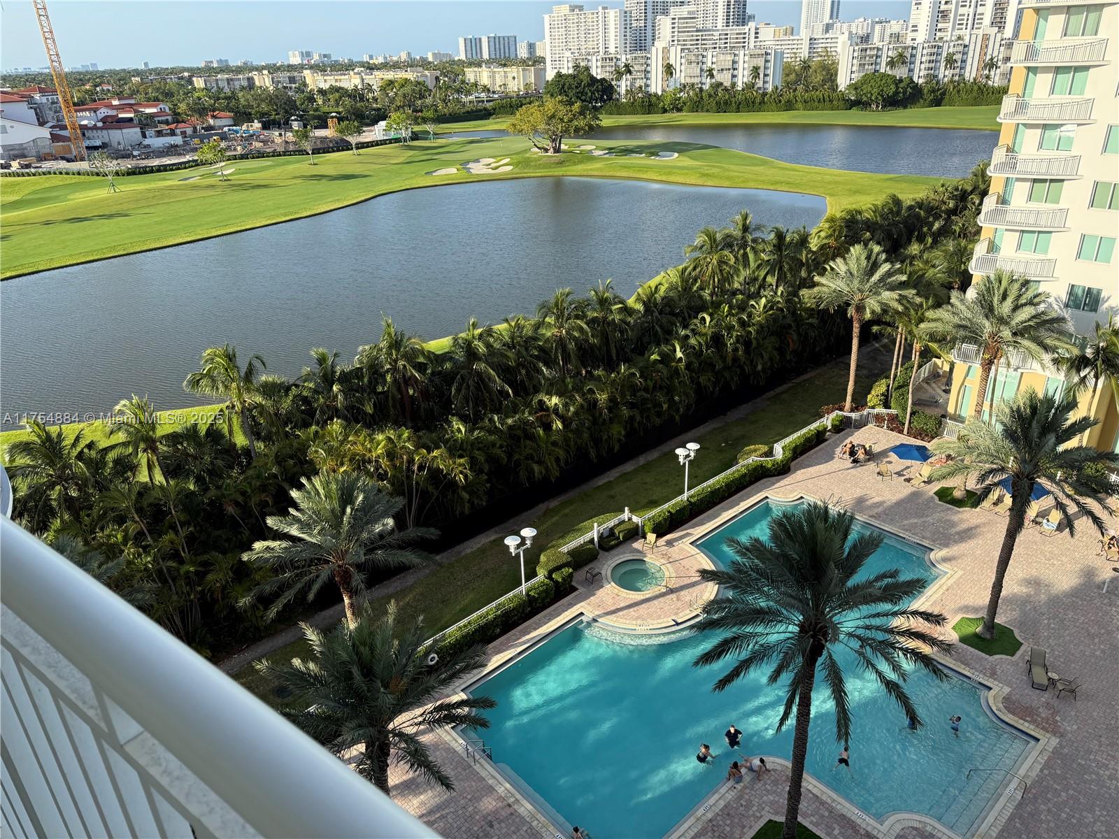 DUO CONDOMINIUM WEST - Residential