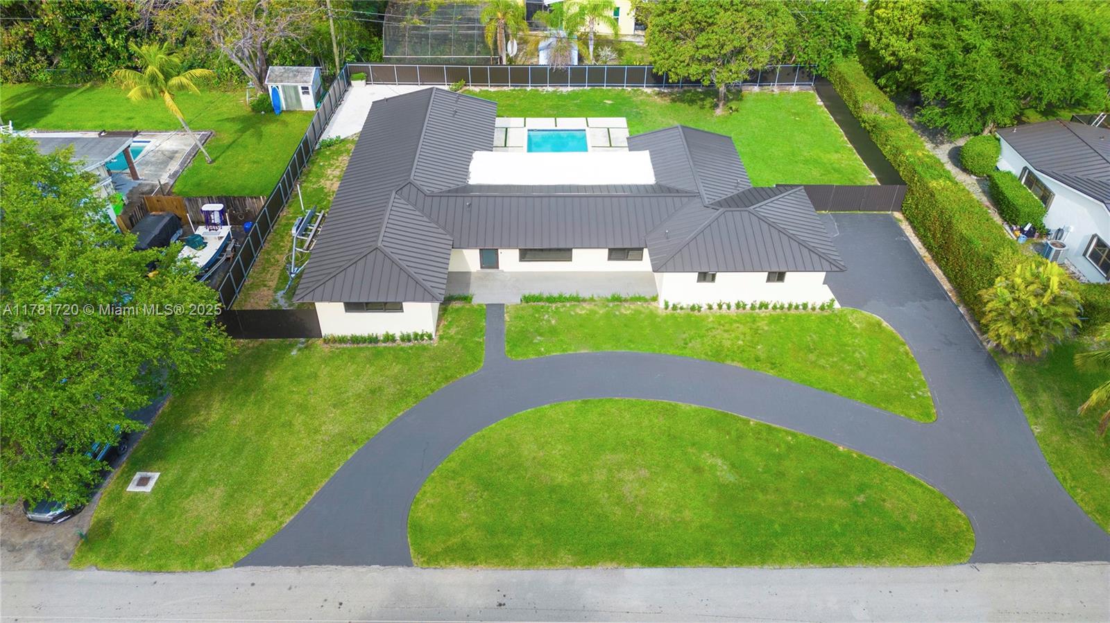 Property for Sale at 17020 Sw 87th Ct, Palmetto Bay, Miami-Dade County, Florida - Bedrooms: 4 
Bathrooms: 3  - $1,299,000