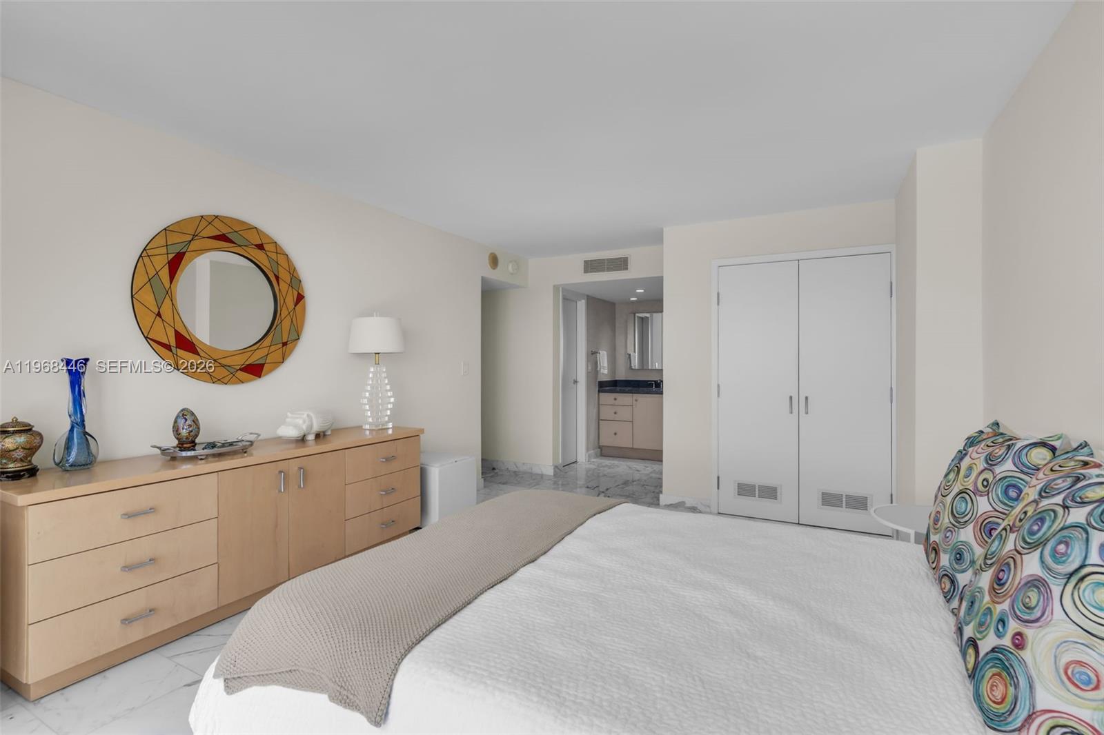 MIRASOL OCEAN TOWERS COND - Residential