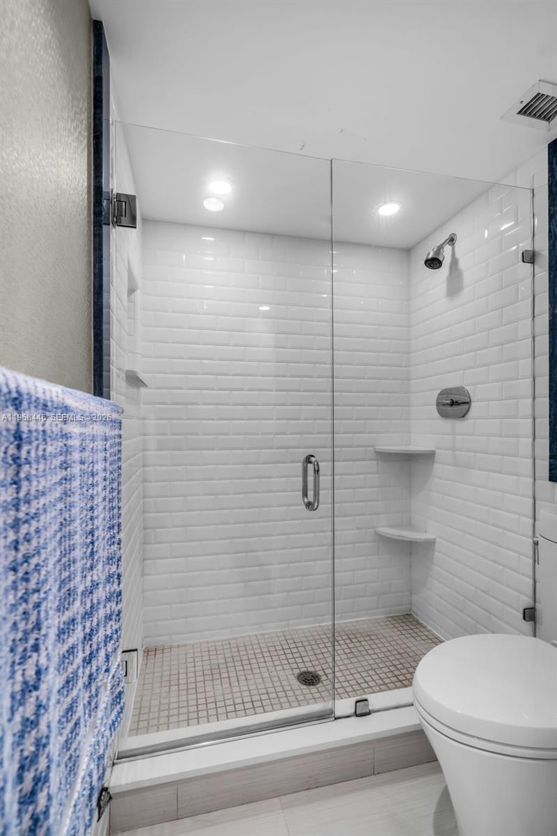 MIRASOL OCEAN TOWERS COND - Residential