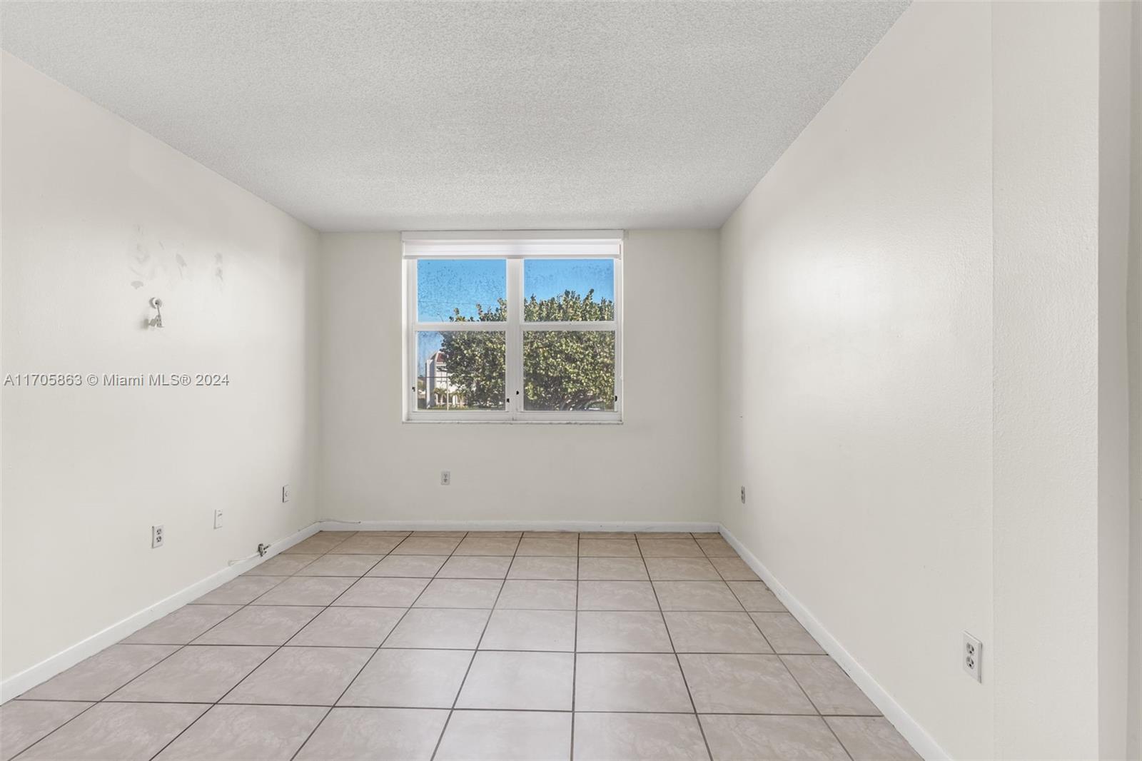 LUDLUM LAKE CONDO BLDG C - Residential