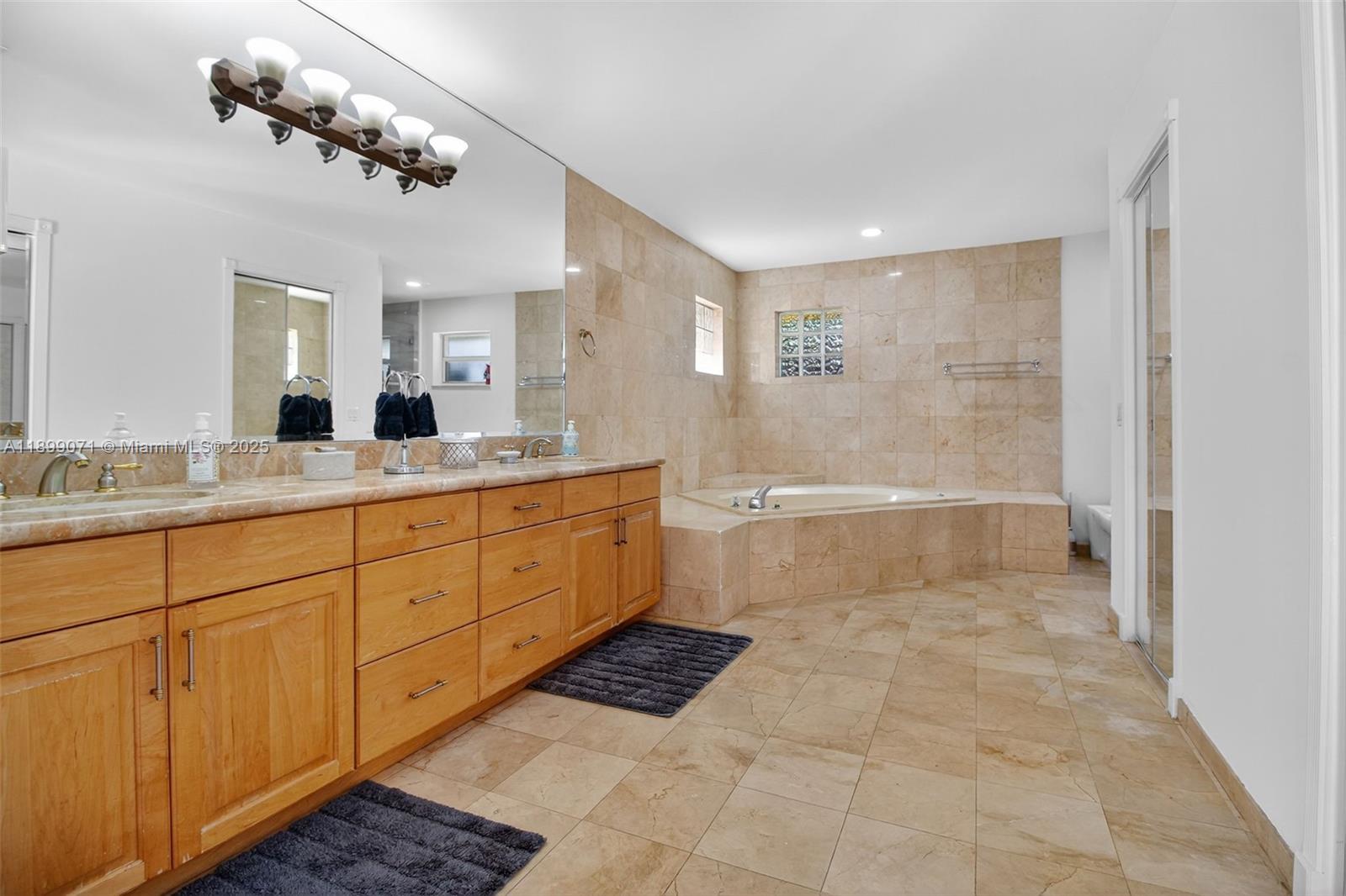 CUTLER TEN PINES - Residential