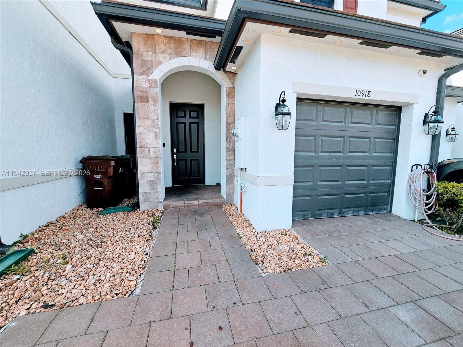 AQUABELLA NORTH REPLAT - Residential