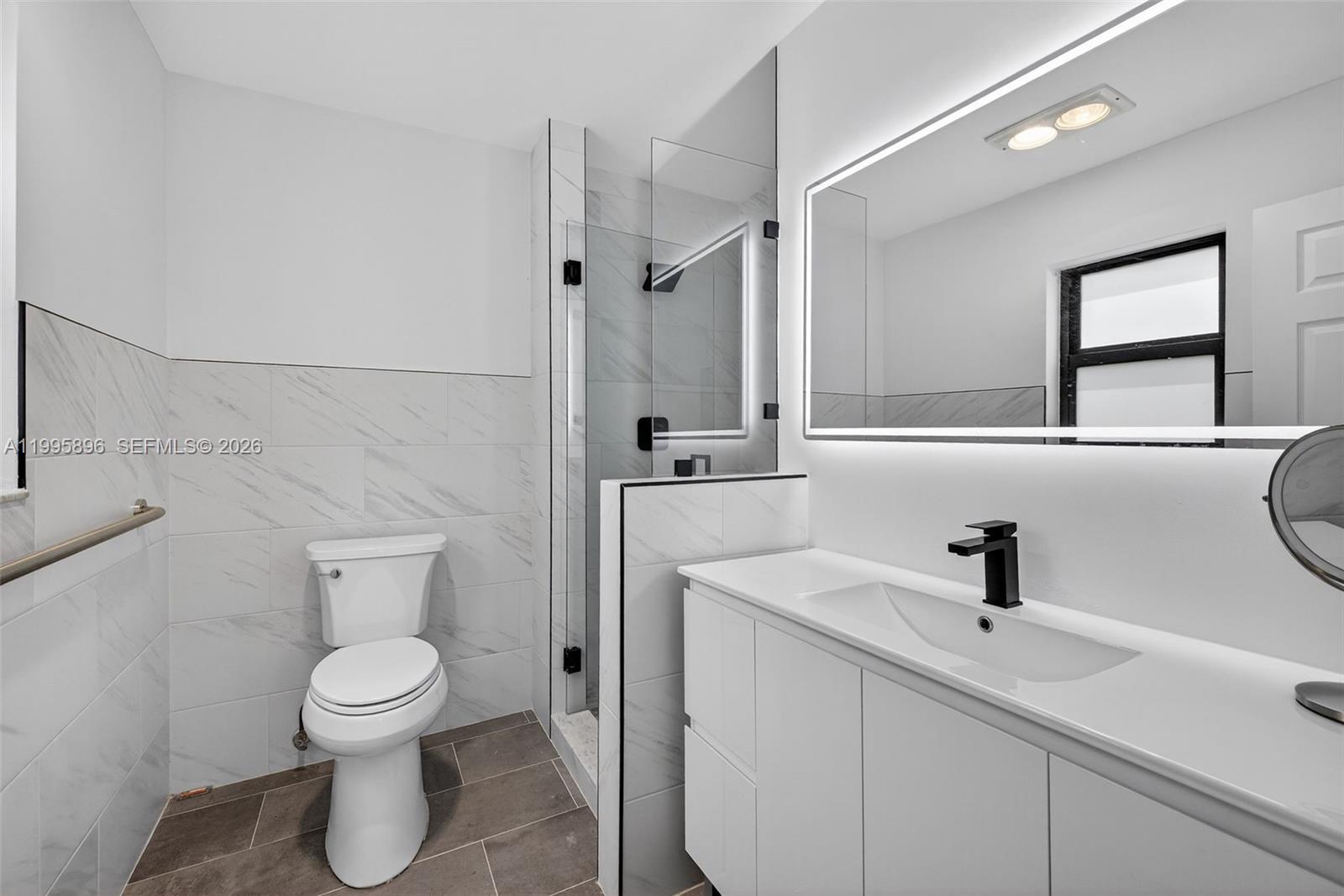 POMPANO ISLES - Residential