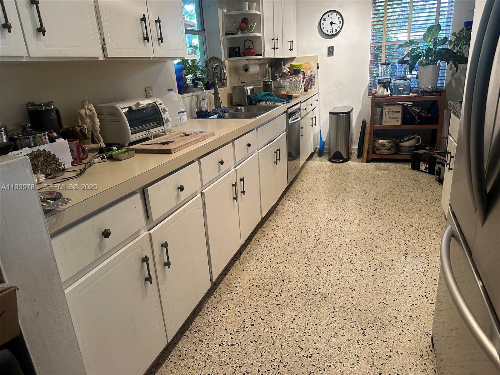 MIDDLE RIVER ESTATES - Residential