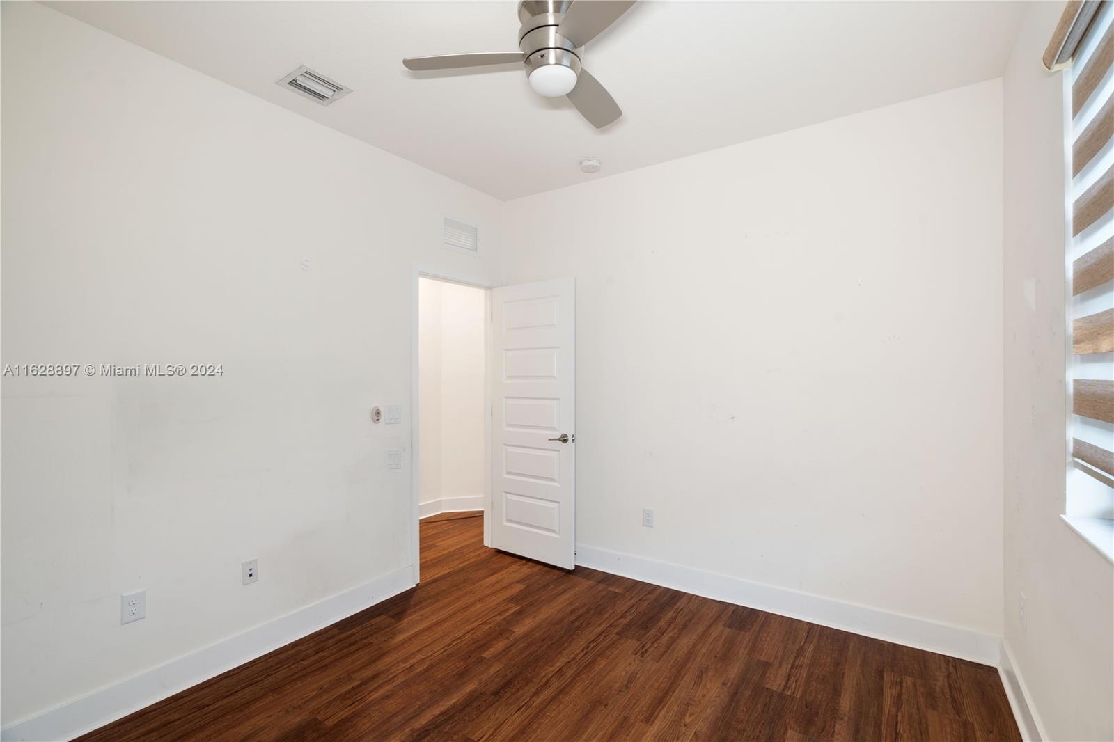 GRAND BAY NORTH - Residential