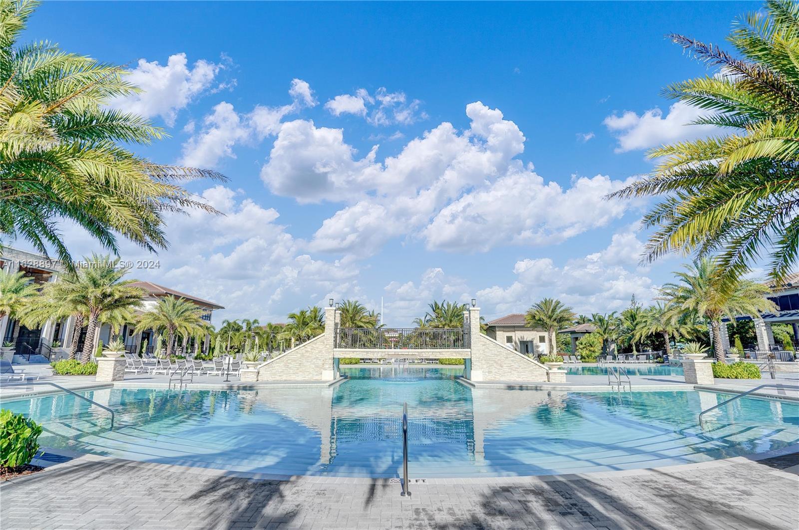 GRAND BAY NORTH - Residential