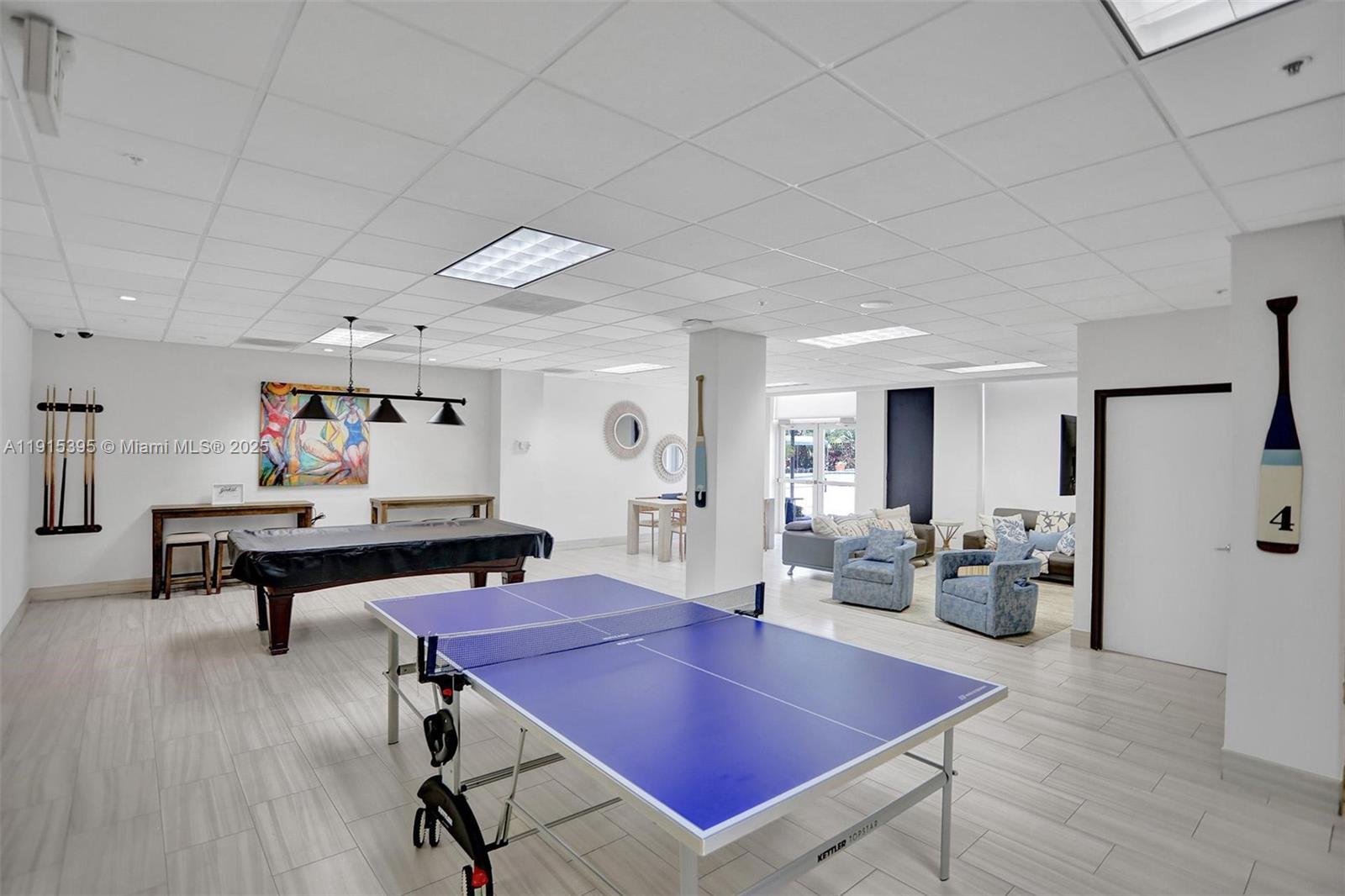 OCEANVIEW BUILDING A COND - Residential Lease