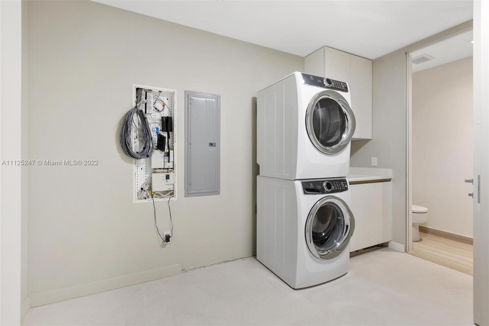 18975 COLLINS CONDO - Residential