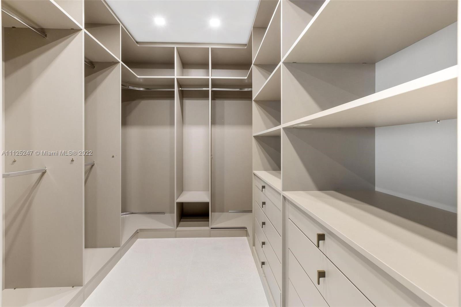 18975 COLLINS CONDO - Residential