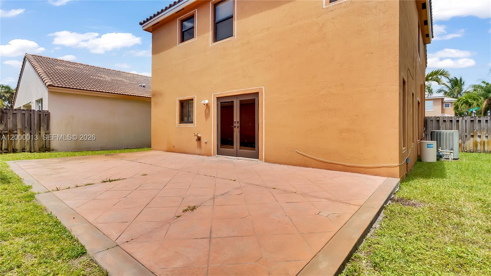 LANDINGS - Residential