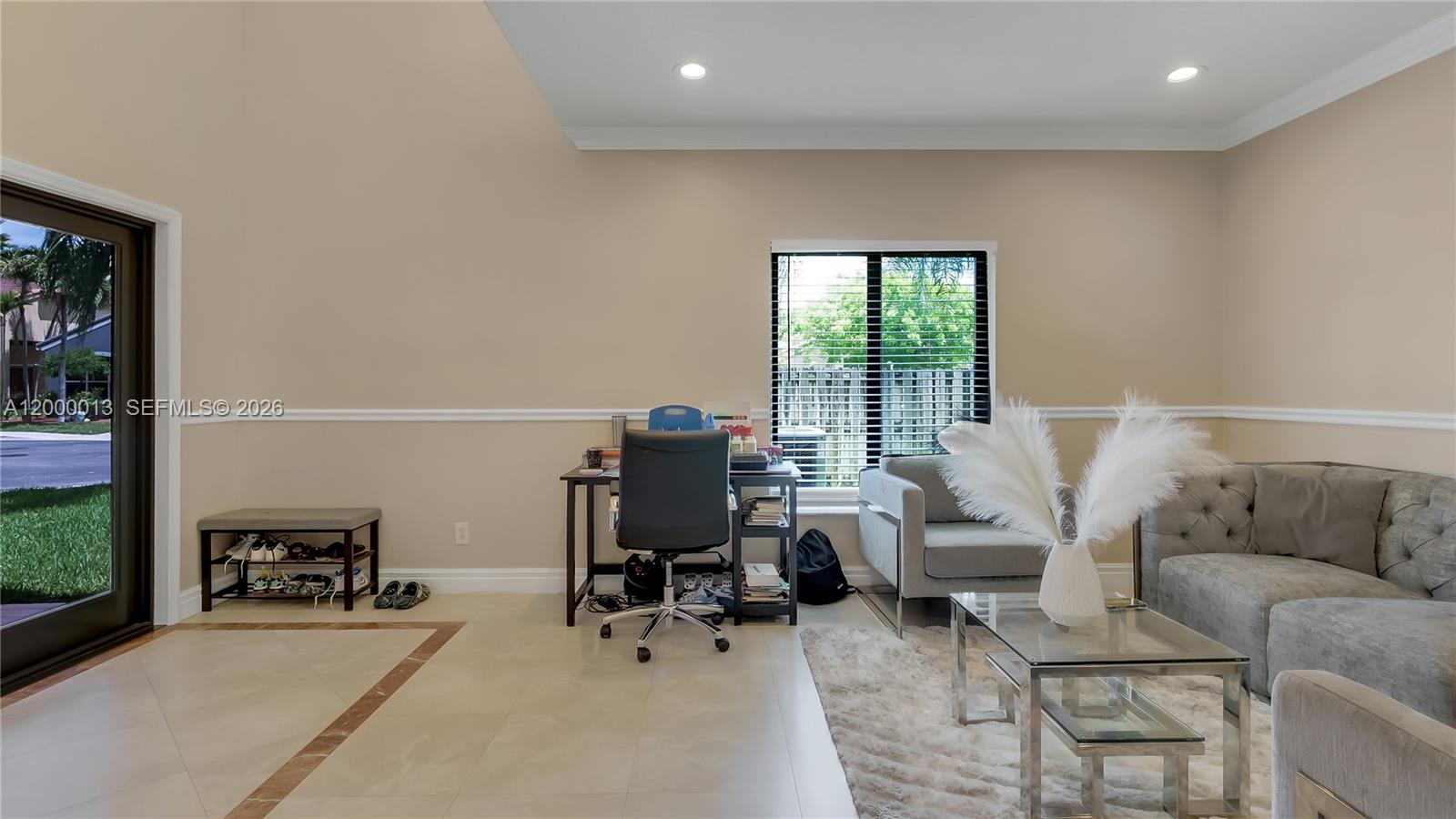 LANDINGS - Residential