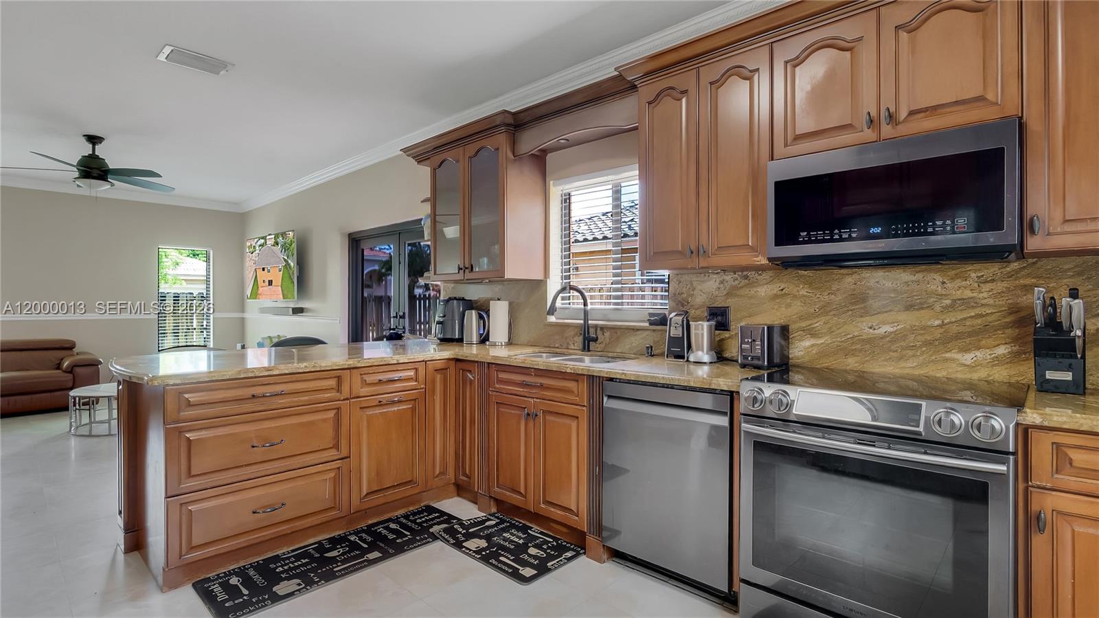 LANDINGS - Residential