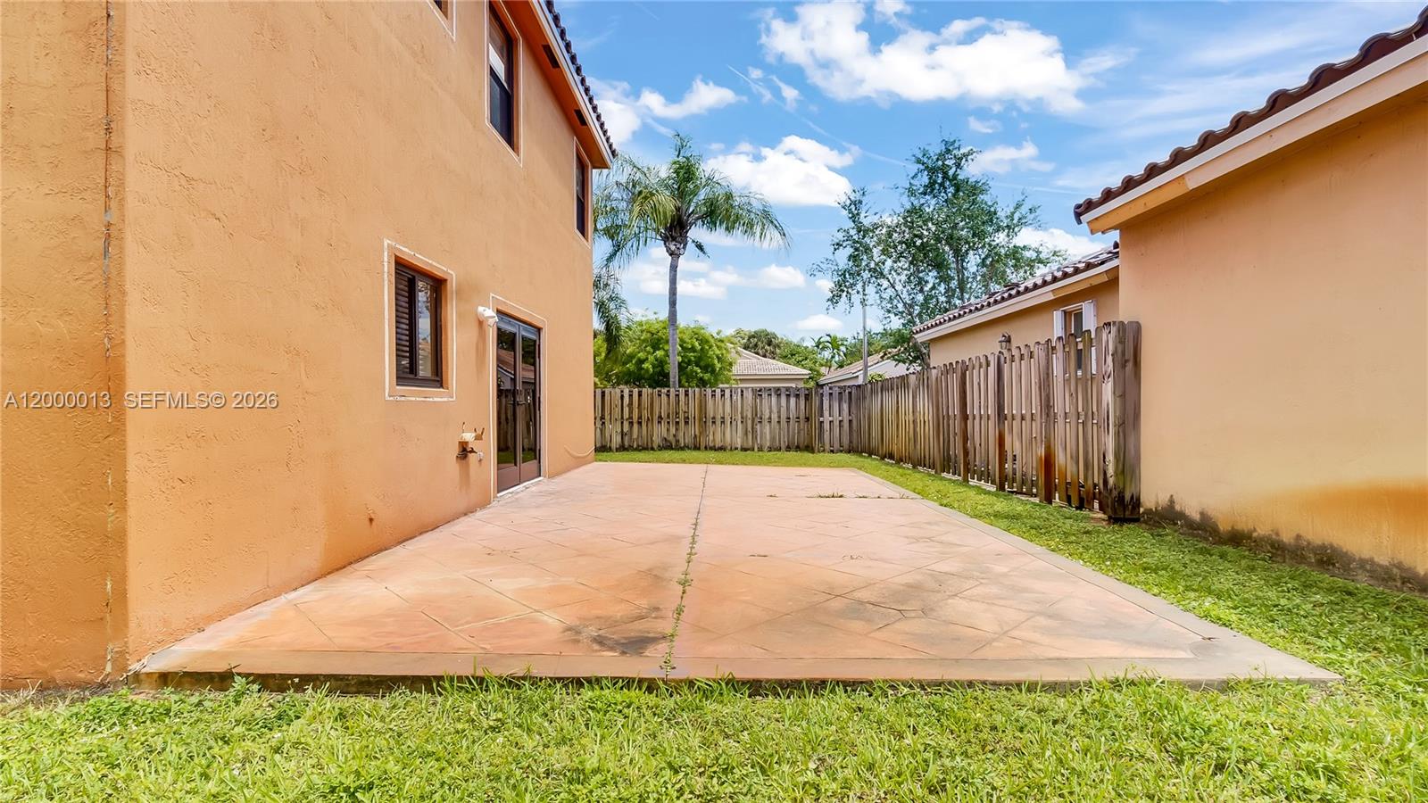 LANDINGS - Residential