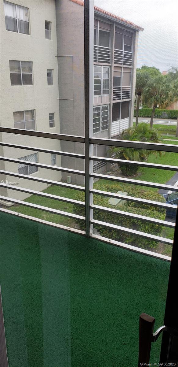 COURTYARDS OF BROWARD CON - Residential Lease