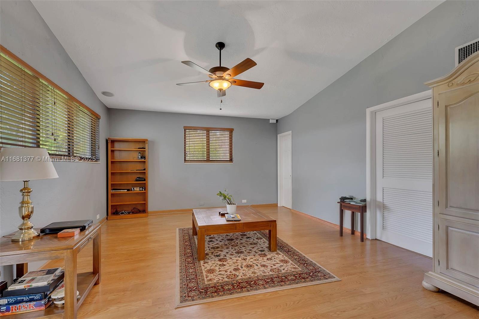 PINE TREE ESTATES 1ST ADD - Residential