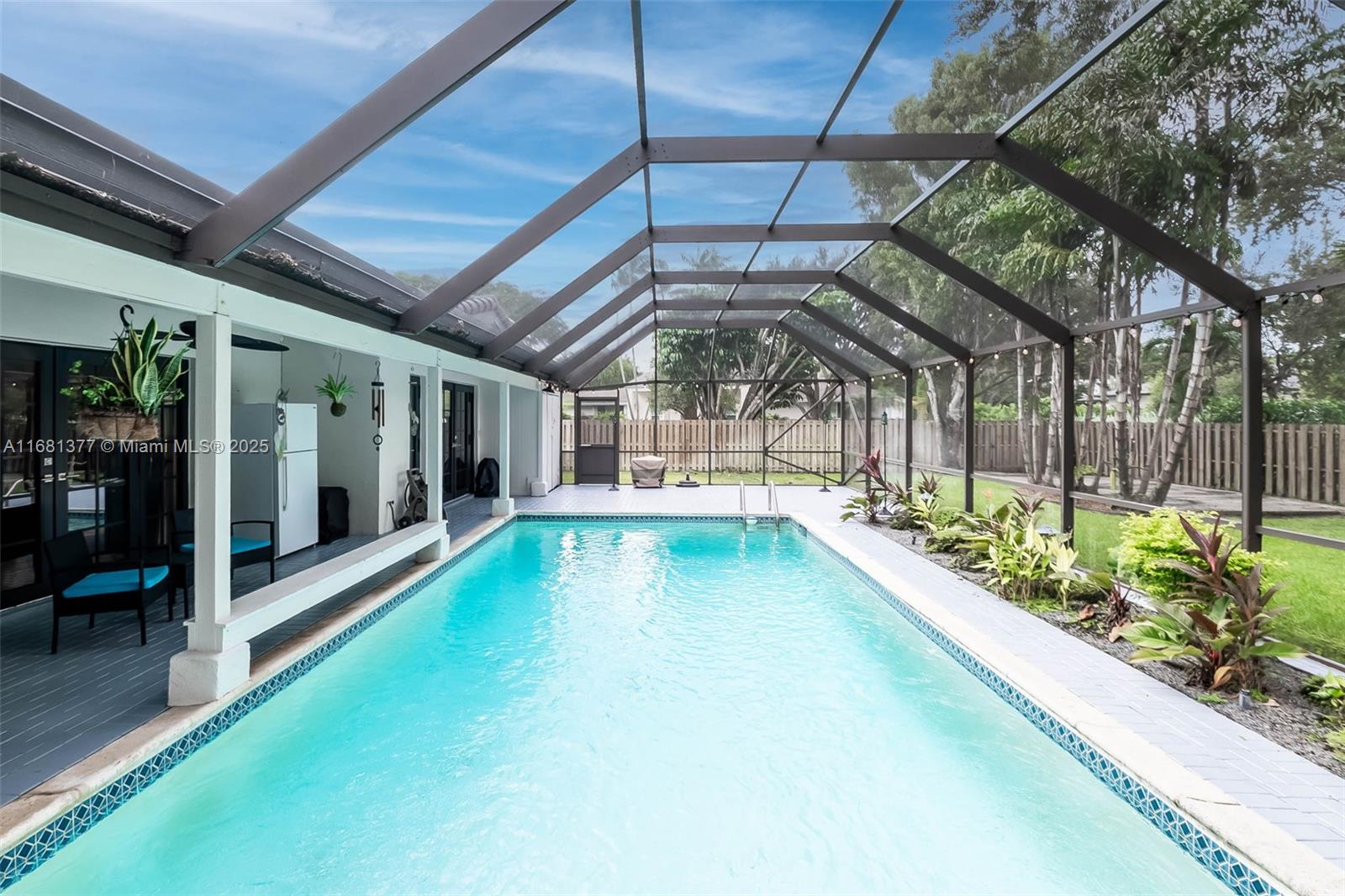 PINE TREE ESTATES 1ST ADD - Residential