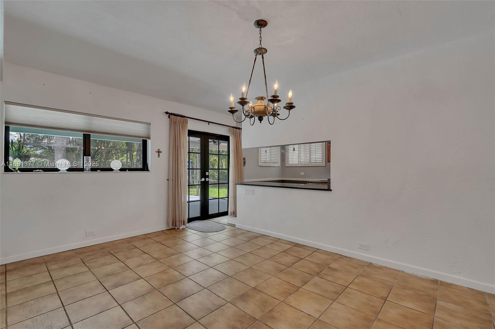 PINE TREE ESTATES 1ST ADD - Residential