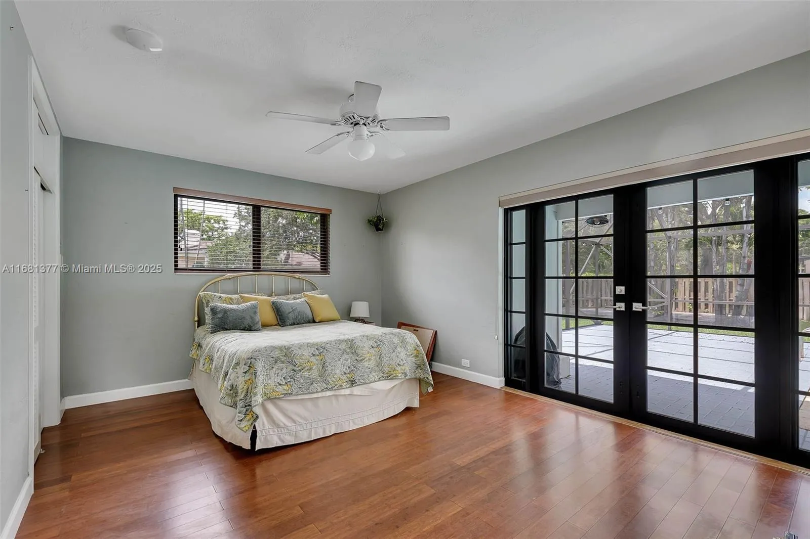 Pinecrest, Florida 33156, United States, 4 Bedrooms Bedrooms, ,3 BathroomsBathrooms,Residential,Active,37230