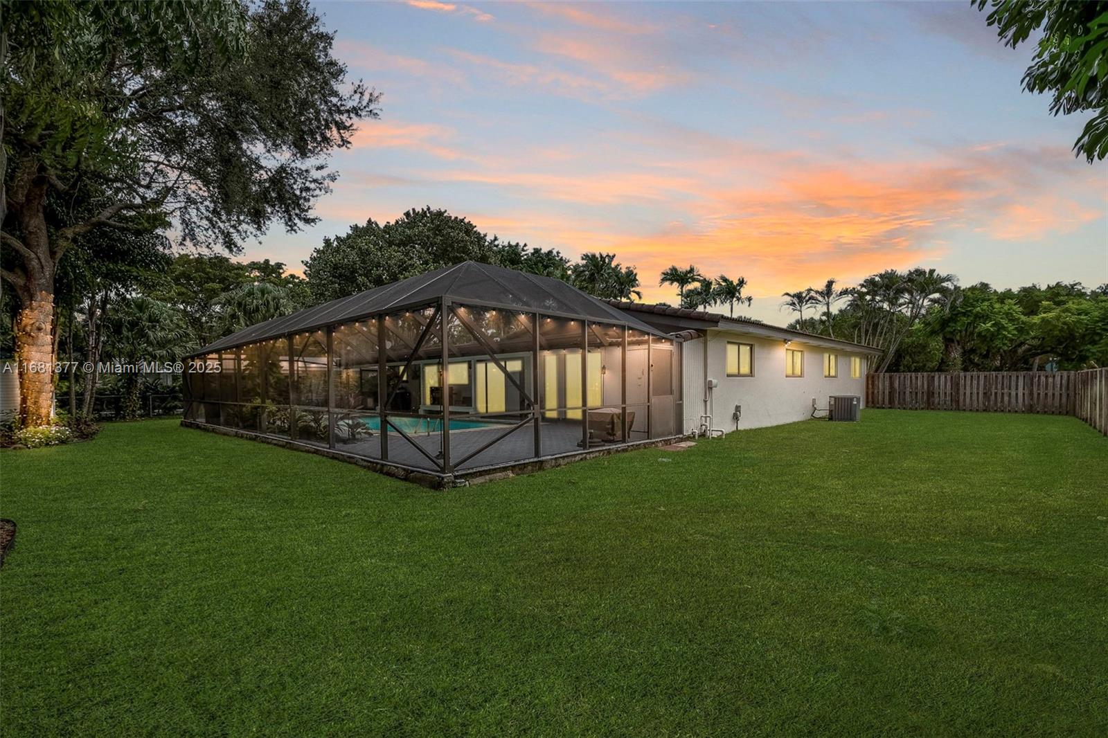 PINE TREE ESTATES 1ST ADD - Residential