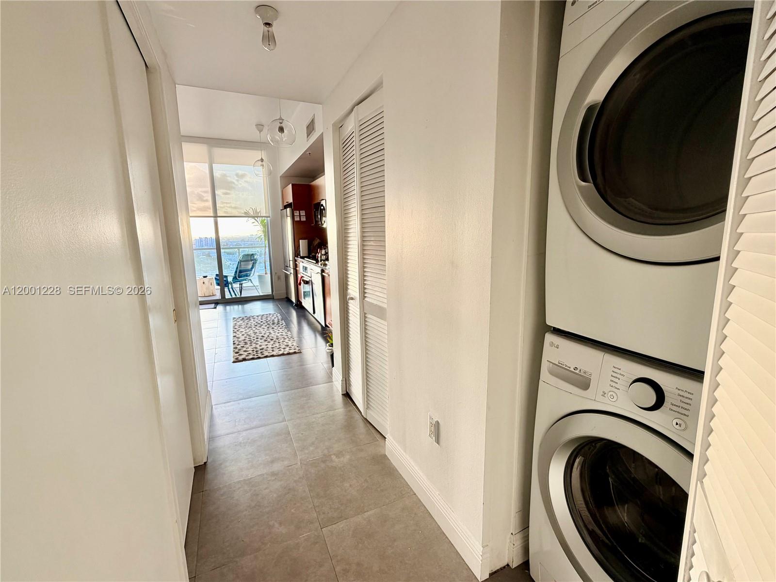TWO MIDTOWN MIAMI CONDO - Residential Lease