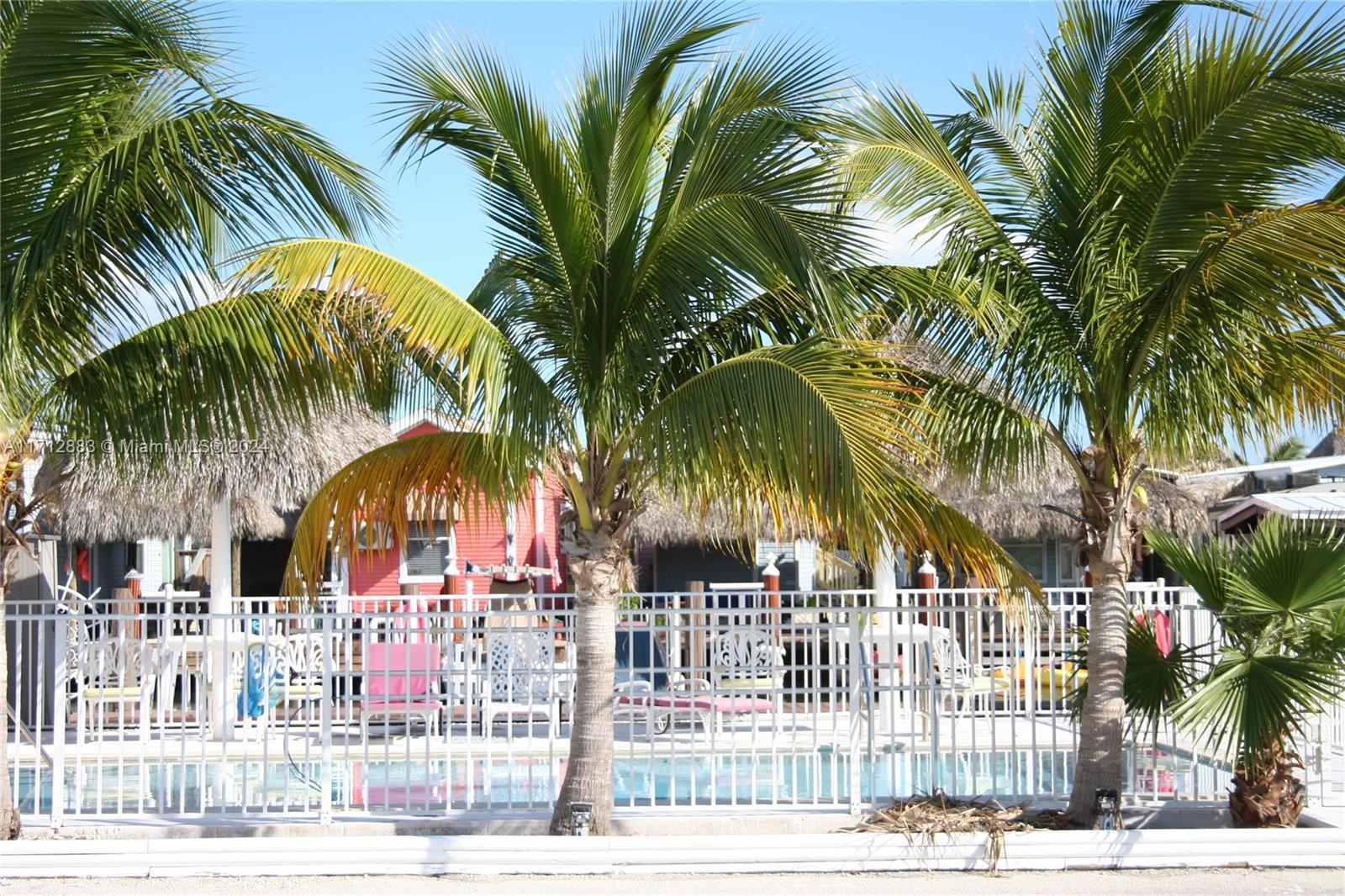 MANATEE COVE - Residential