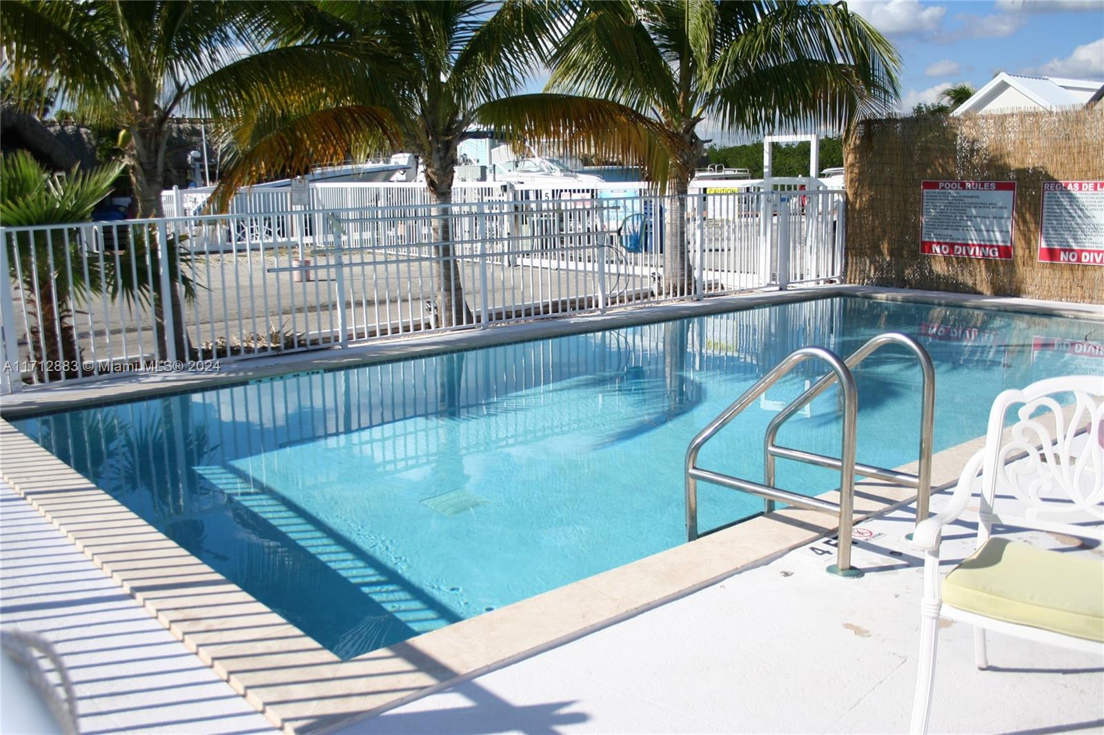 MANATEE COVE - Residential