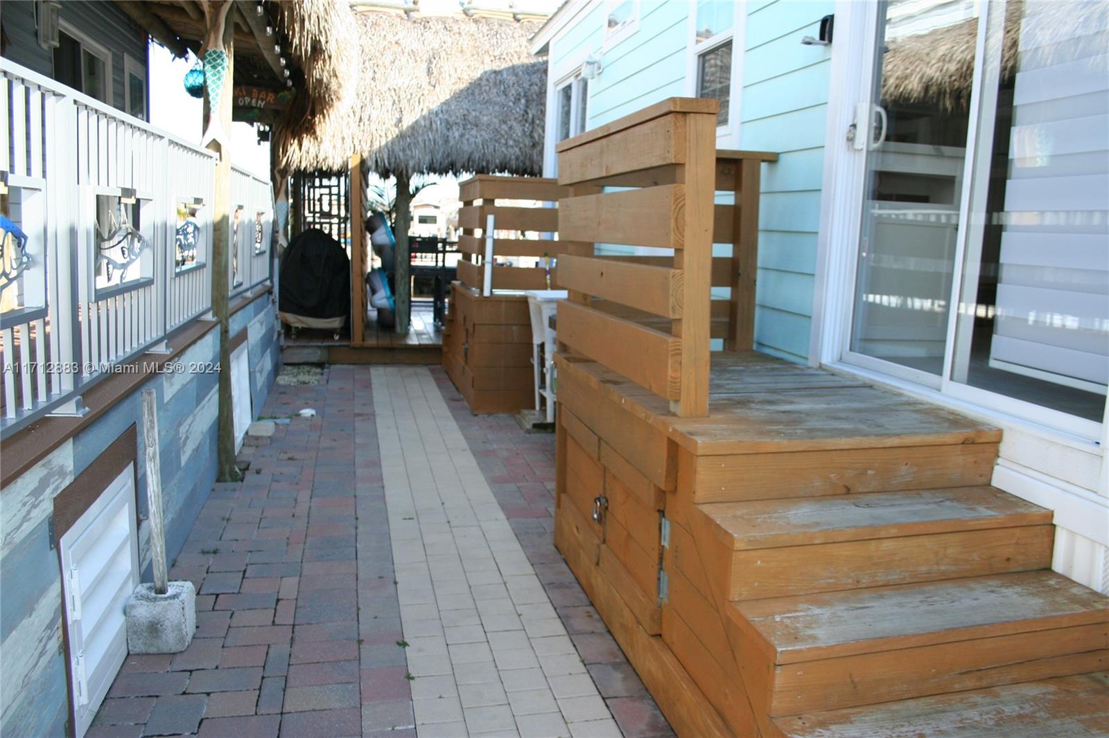 MANATEE COVE - Residential