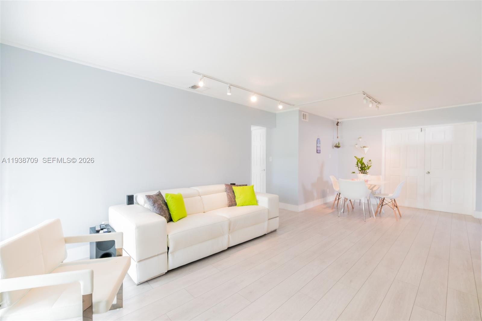 MIAMI GARDENS ESTATES SEC - Residential