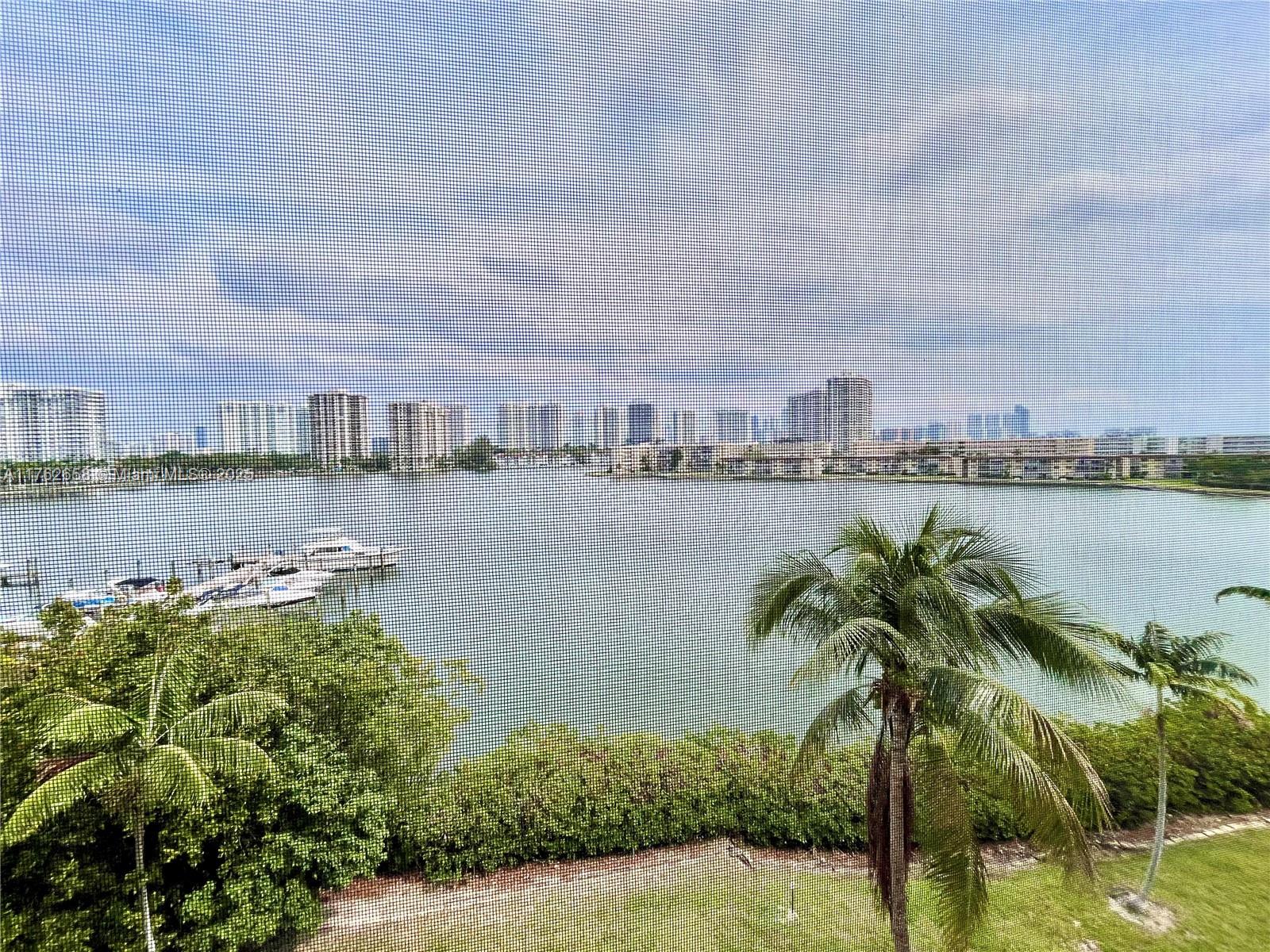 2861 Leonard Dr F601